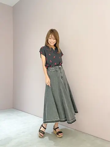 ORIGINATED IN GRACE CONTINENTAL yukimi yonee コーディネート画像