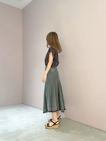 ORIGINATED IN GRACE CONTINENTAL yukimi yonee コーディネート画像