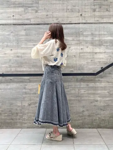 ORIGINATED IN GRACE CONTINENTAL yukimi yonee コーディネート画像