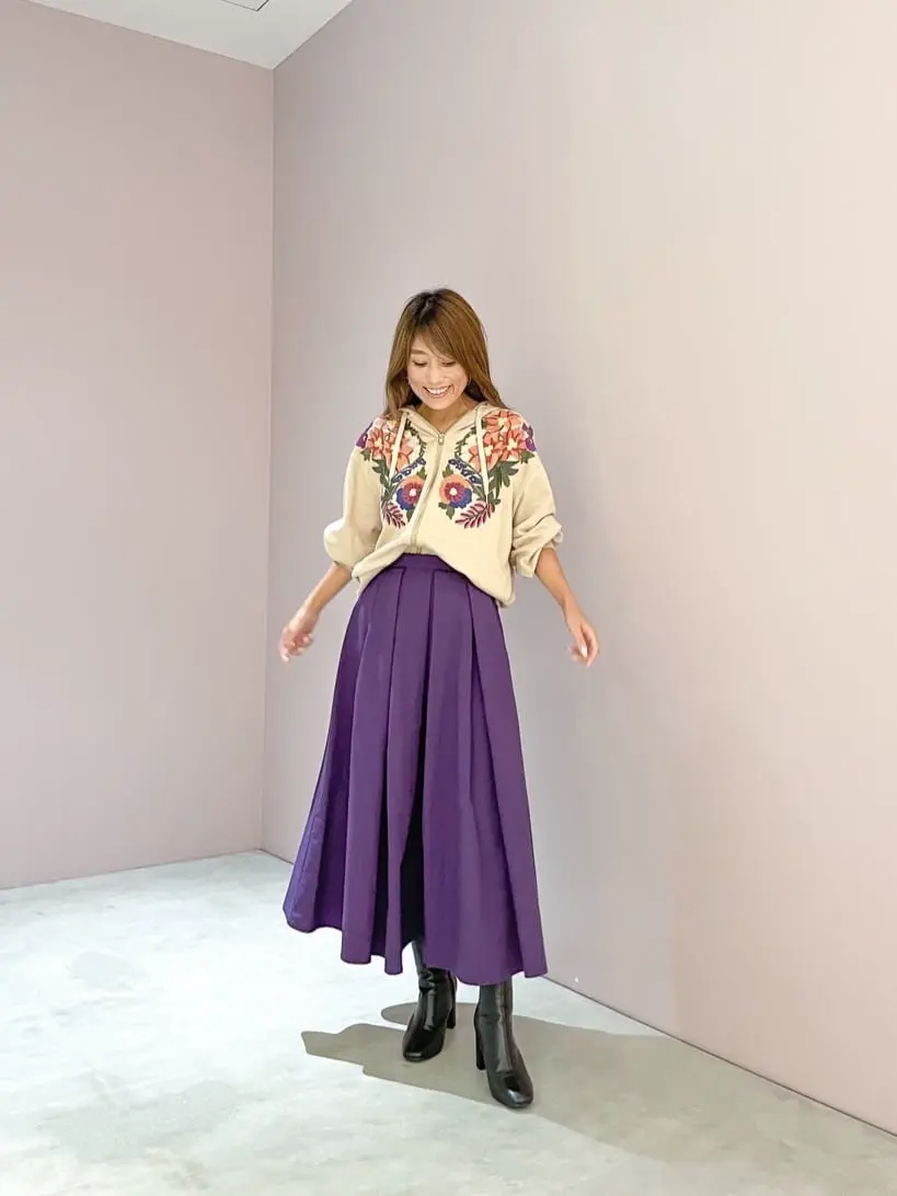 ORIGINATED IN GRACE CONTINENTAL yukimi yonee コーディネート画像