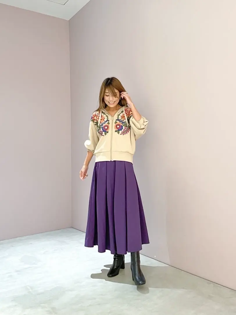 ORIGINATED IN GRACE CONTINENTAL yukimi yonee コーディネート画像