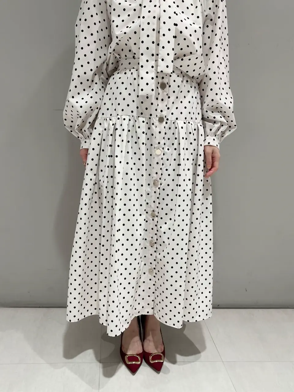 ORIGINATED IN GRACE CONTINENTAL yuri コーディネート画像