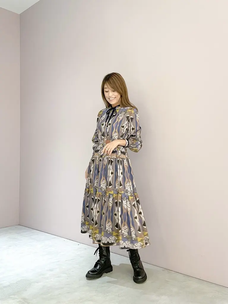 ORIGINATED IN GRACE CONTINENTAL yukimi yonee コーディネート画像