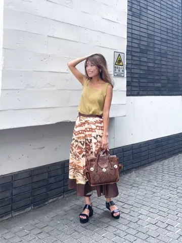 ORIGINATED IN GRACE CONTINENTAL yukimi yonee コーディネート画像