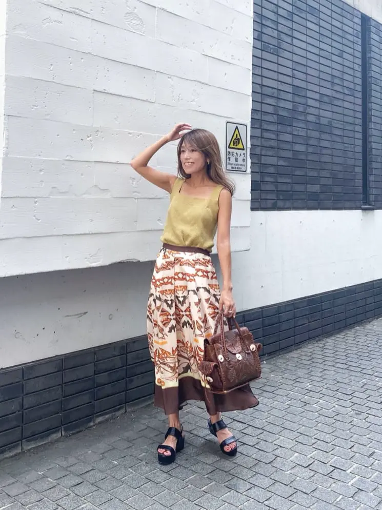 ORIGINATED IN GRACE CONTINENTAL yukimi yonee コーディネート画像