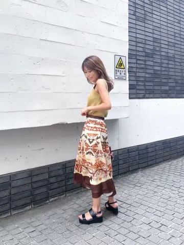 ORIGINATED IN GRACE CONTINENTAL yukimi yonee コーディネート画像