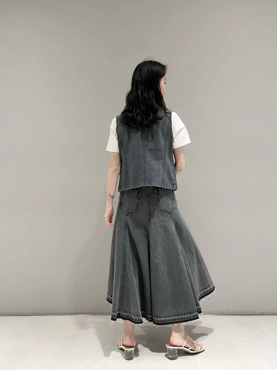 ORIGINATED IN GRACE CONTINENTAL yuri コーディネート画像