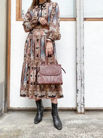 ORIGINATED IN GRACE CONTINENTAL yukimi yonee コーディネート画像