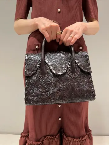 ORIGINATED IN GRACE CONTINENTAL yuri コーディネート画像