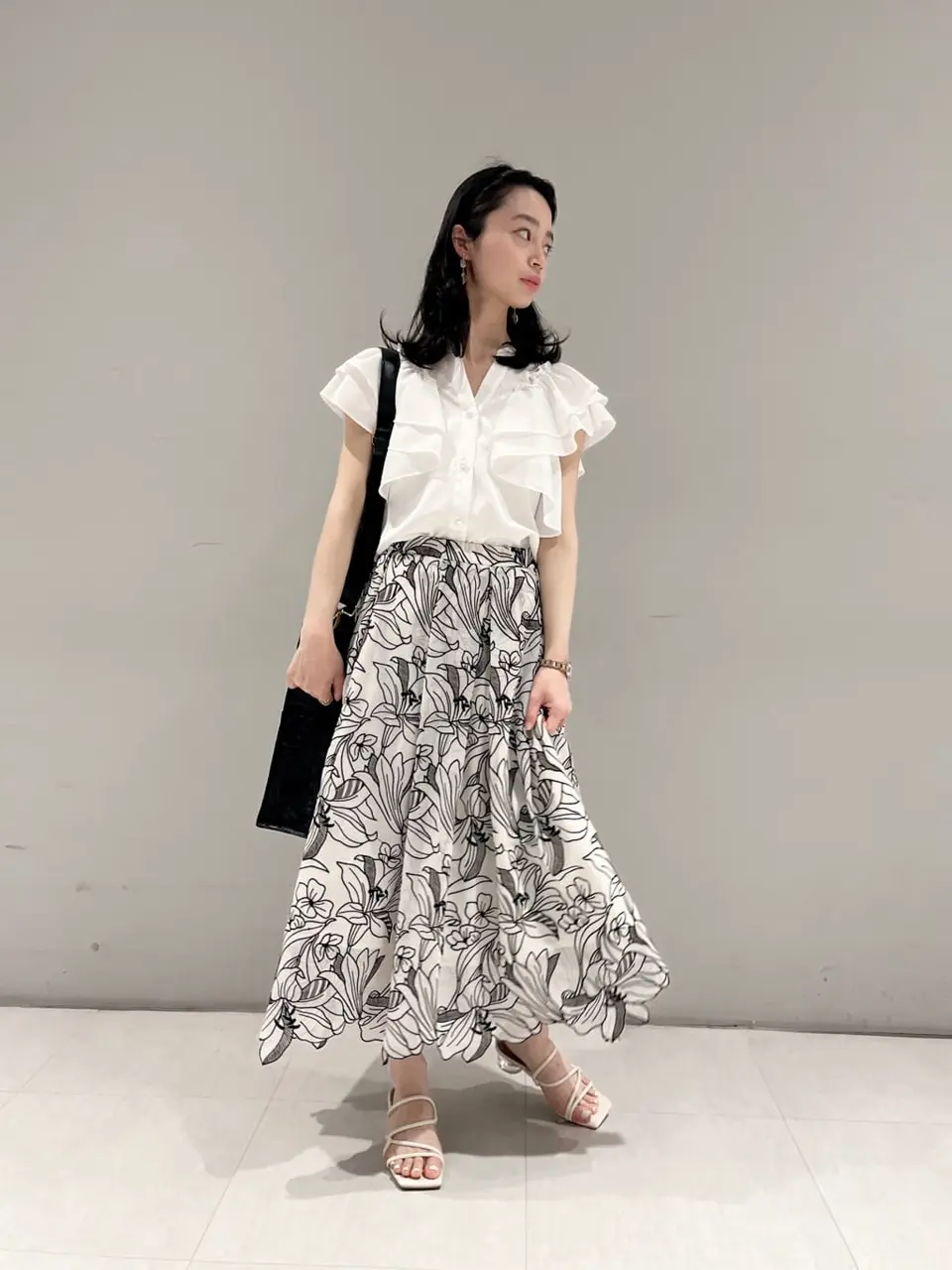 ORIGINATED IN GRACE CONTINENTAL yuri コーディネート画像