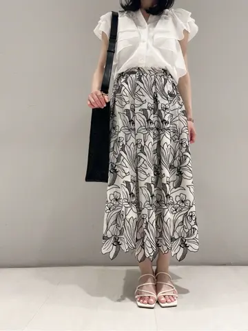 ORIGINATED IN GRACE CONTINENTAL yuri コーディネート画像