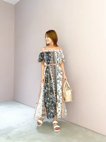 ORIGINATED IN GRACE CONTINENTAL yukimi yonee コーディネート画像