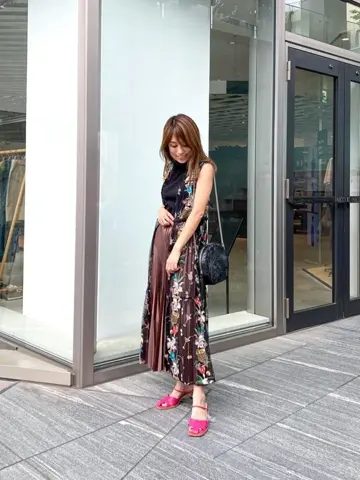 ORIGINATED IN GRACE CONTINENTAL yukimi yonee コーディネート画像