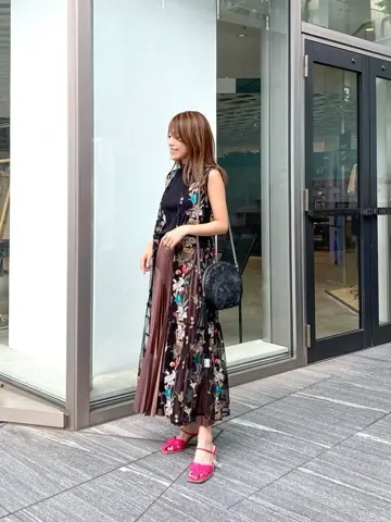 ORIGINATED IN GRACE CONTINENTAL yukimi yonee コーディネート画像