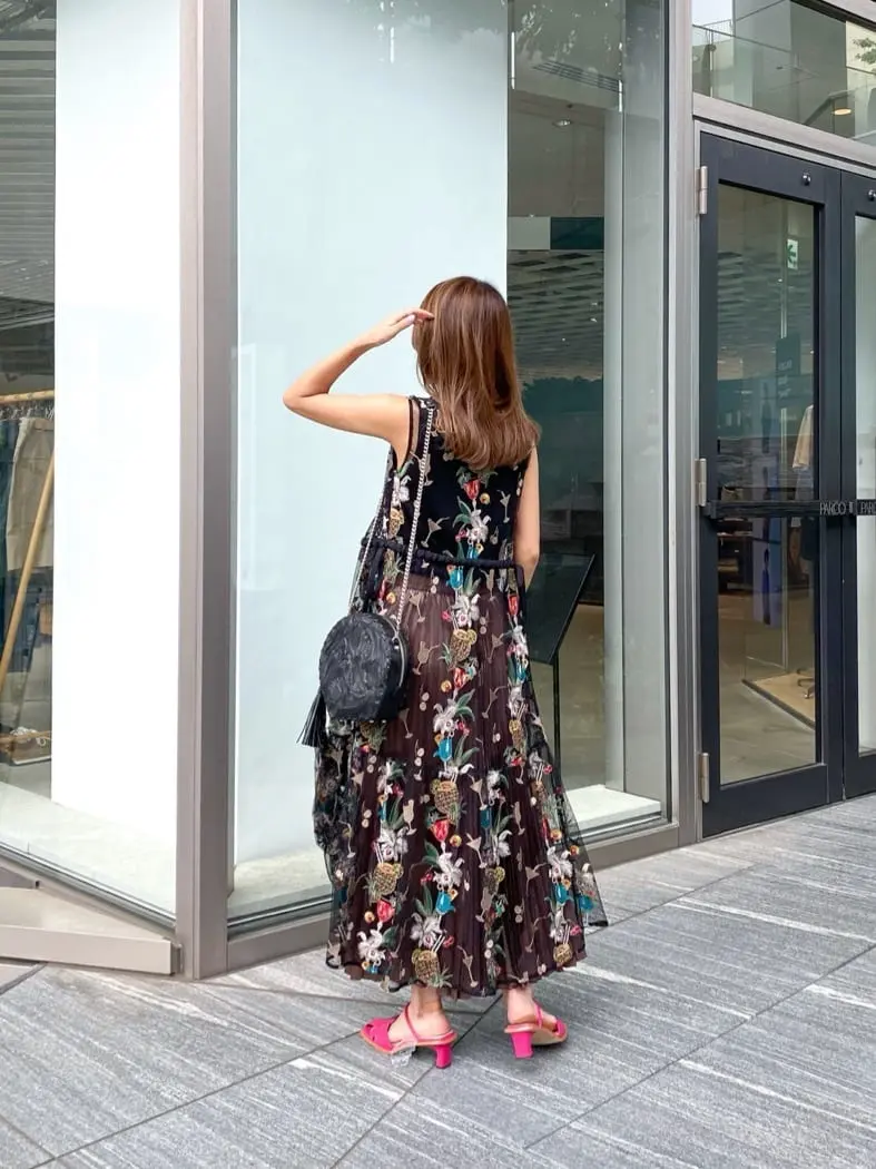 ORIGINATED IN GRACE CONTINENTAL yukimi yonee コーディネート画像