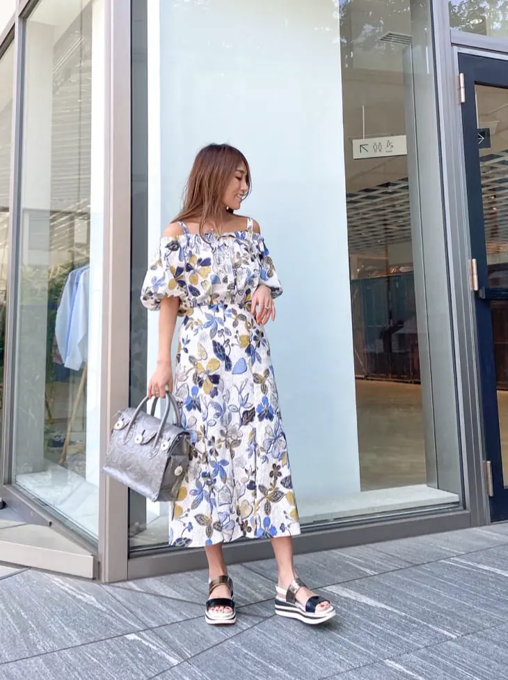 ORIGINATED IN GRACE CONTINENTAL yukimi yonee コーディネート画像