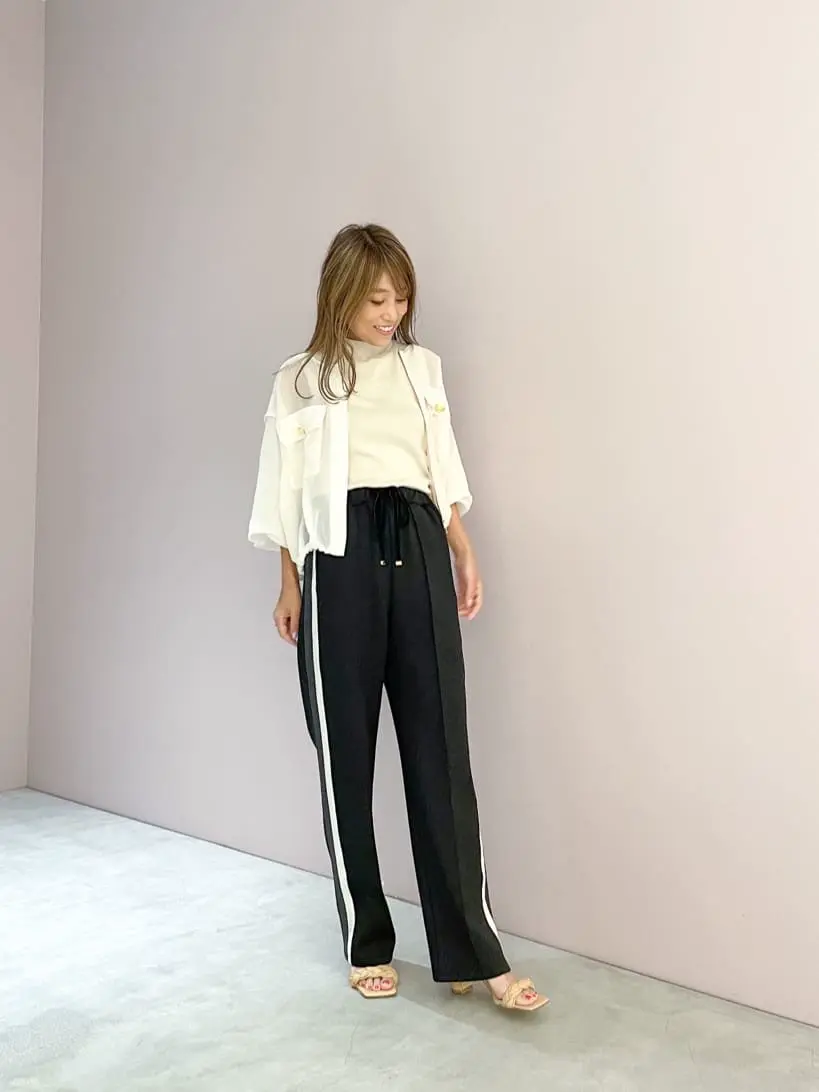 ORIGINATED IN GRACE CONTINENTAL yukimi yonee コーディネート画像