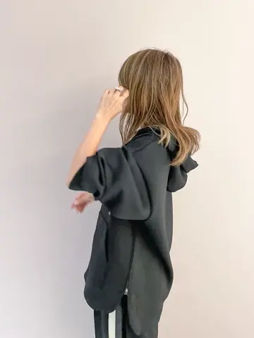 ORIGINATED IN GRACE CONTINENTAL yukimi yonee コーディネート画像