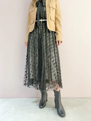 ORIGINATED IN GRACE CONTINENTAL yukimi yonee コーディネート画像