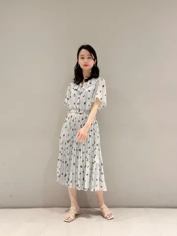 ORIGINATED IN GRACE CONTINENTAL yuri コーディネート画像