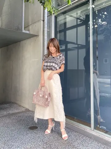 ORIGINATED IN GRACE CONTINENTAL yukimi yonee コーディネート画像