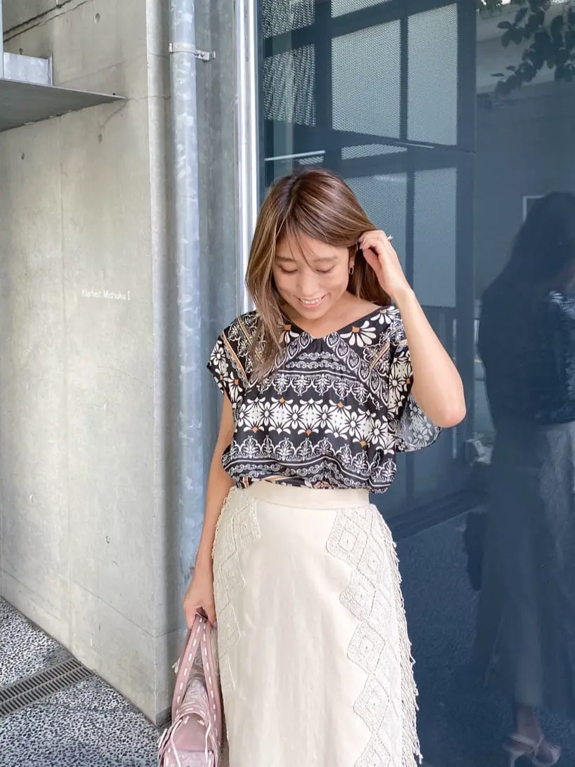 ORIGINATED IN GRACE CONTINENTAL yukimi yonee コーディネート画像