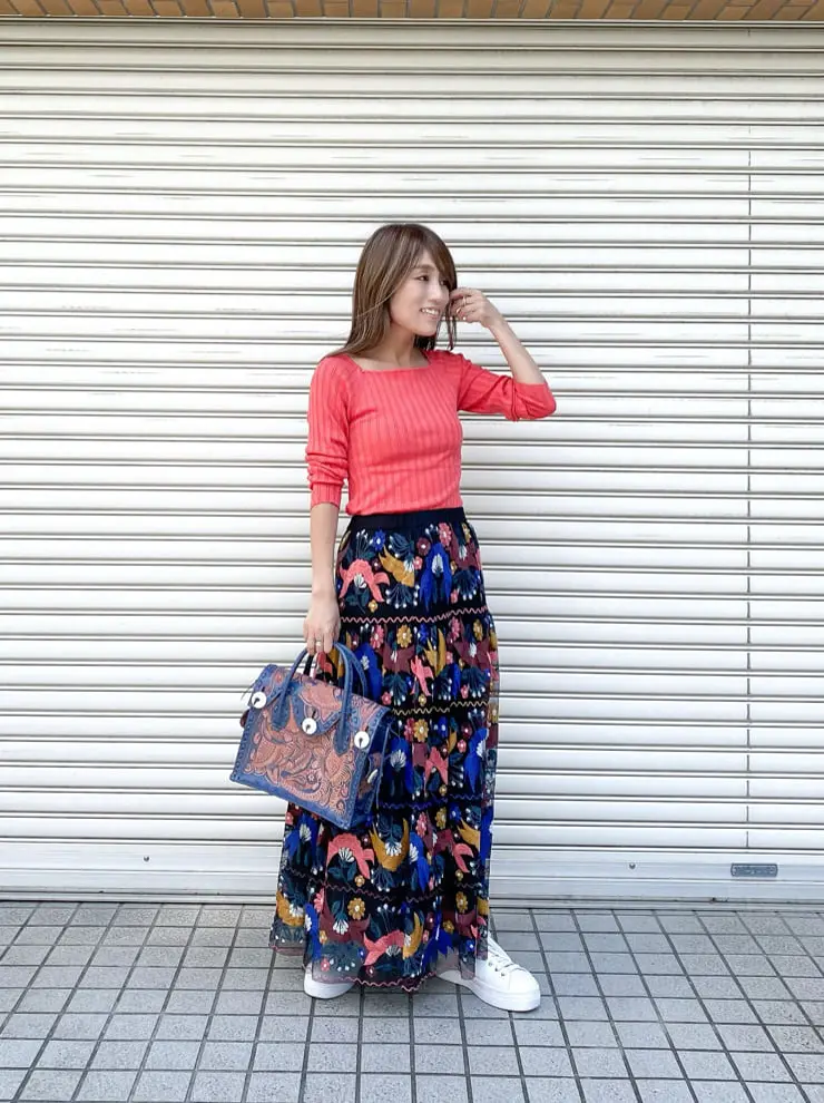 ORIGINATED IN GRACE CONTINENTAL yukimi yonee コーディネート画像