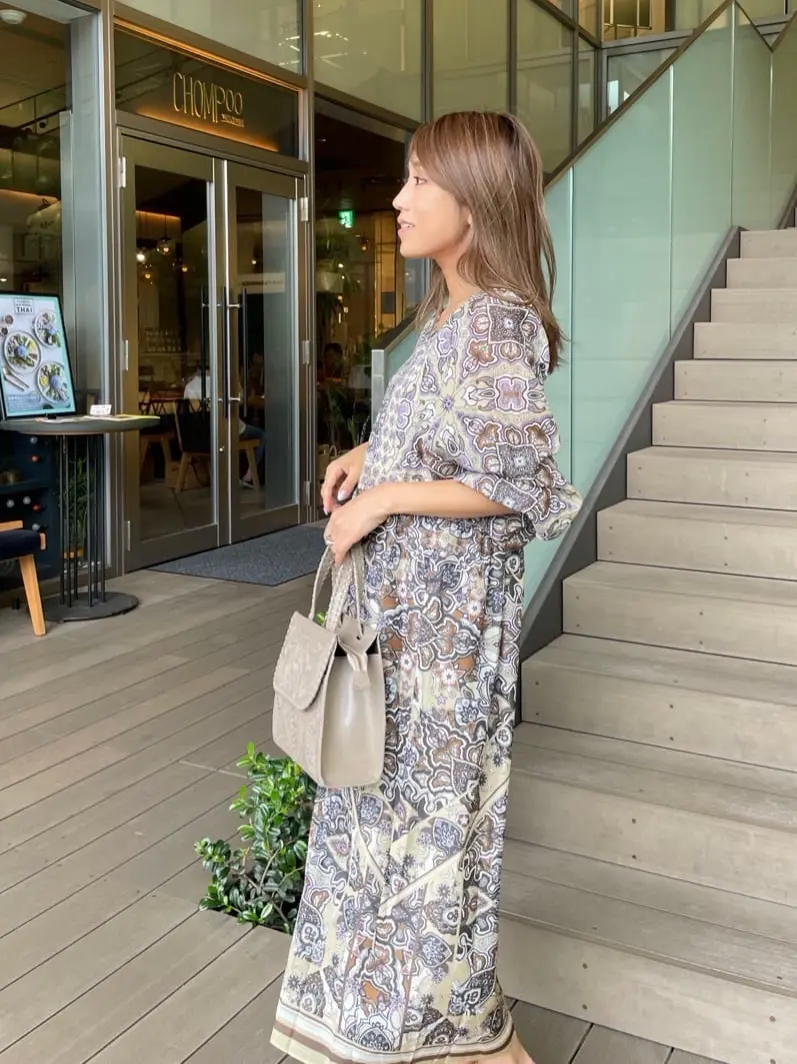 ORIGINATED IN GRACE CONTINENTAL yukimi yonee コーディネート画像