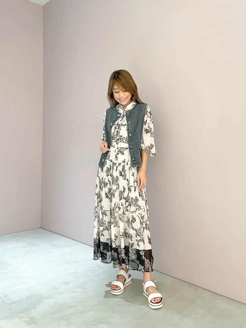 ORIGINATED IN GRACE CONTINENTAL yukimi yonee コーディネート画像