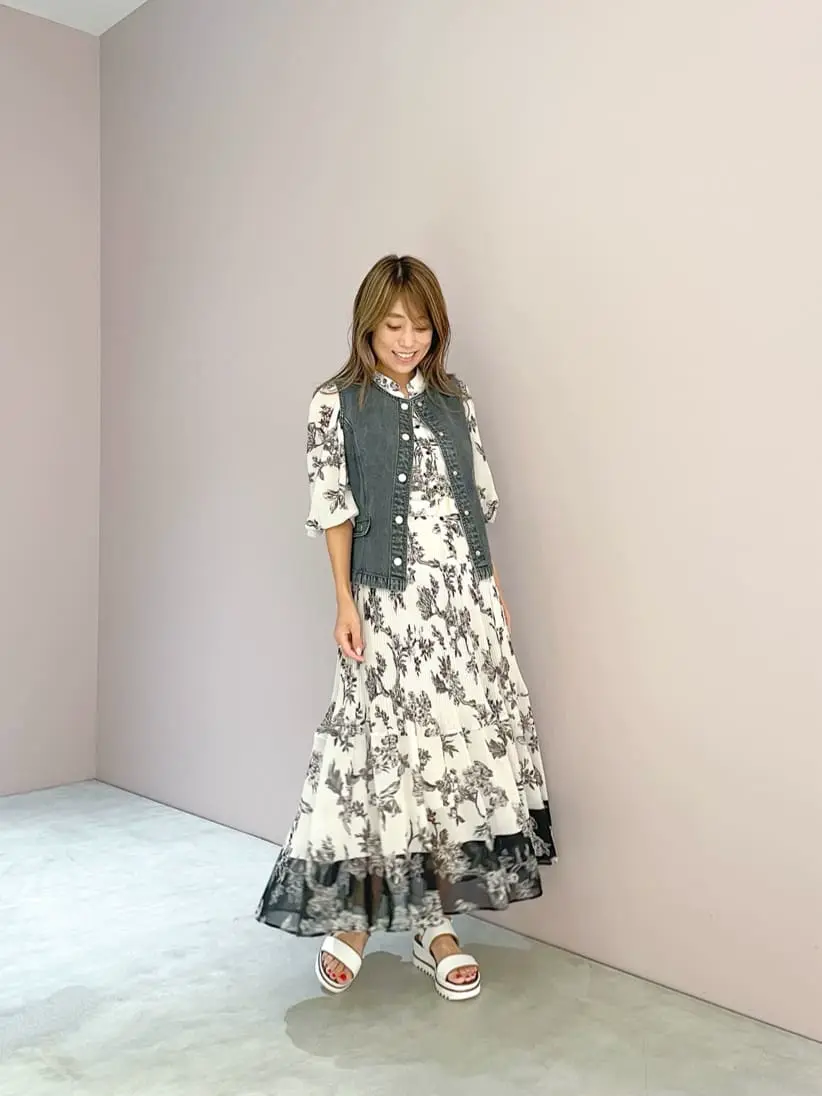 ORIGINATED IN GRACE CONTINENTAL yukimi yonee コーディネート画像