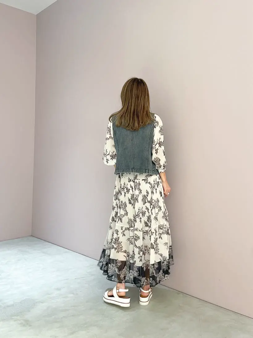 ORIGINATED IN GRACE CONTINENTAL yukimi yonee コーディネート画像