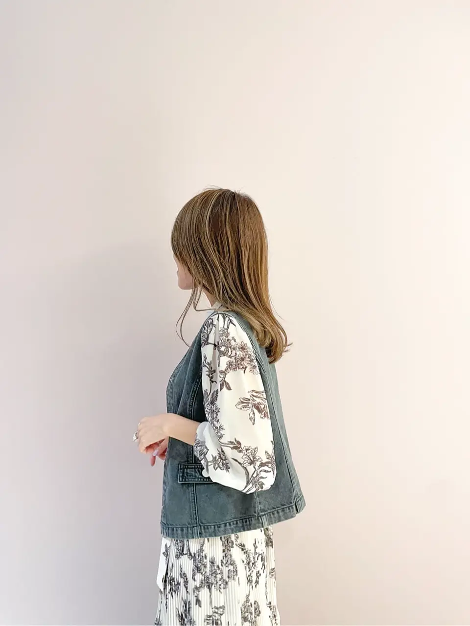 ORIGINATED IN GRACE CONTINENTAL yukimi yonee コーディネート画像