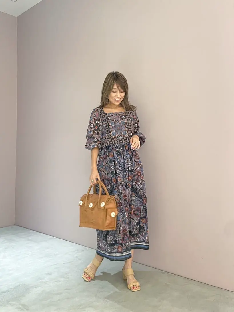 ORIGINATED IN GRACE CONTINENTAL yukimi yonee コーディネート画像