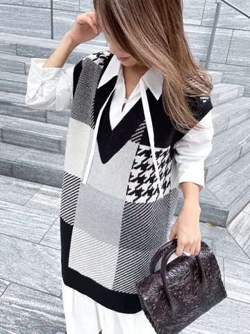 ORIGINATED IN GRACE CONTINENTAL yukimi yonee コーディネート画像