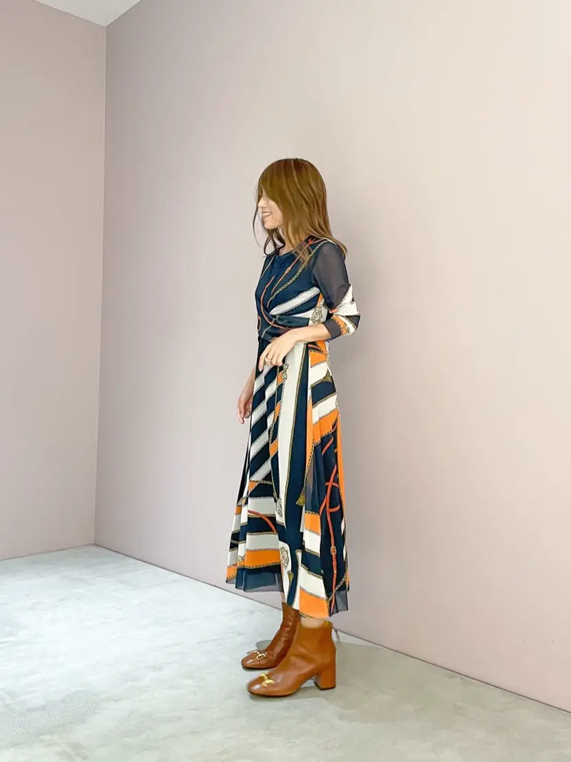 ORIGINATED IN GRACE CONTINENTAL yukimi yonee コーディネート画像