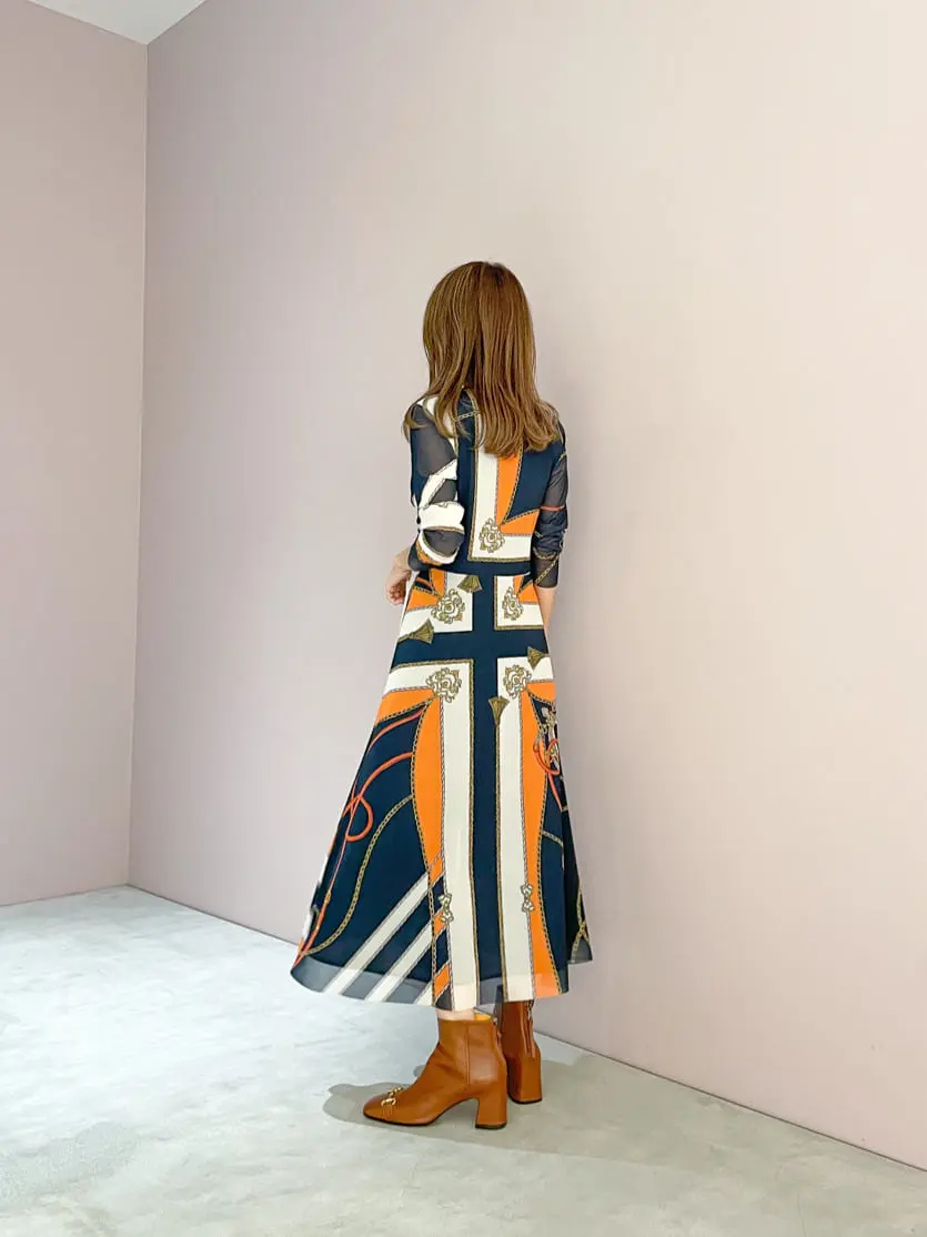 ORIGINATED IN GRACE CONTINENTAL yukimi yonee コーディネート画像