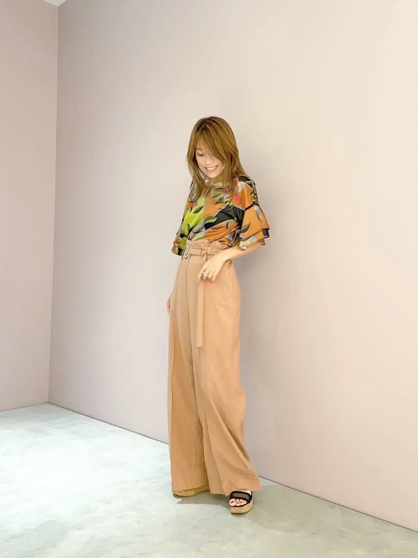 ORIGINATED IN GRACE CONTINENTAL yukimi yonee コーディネート画像