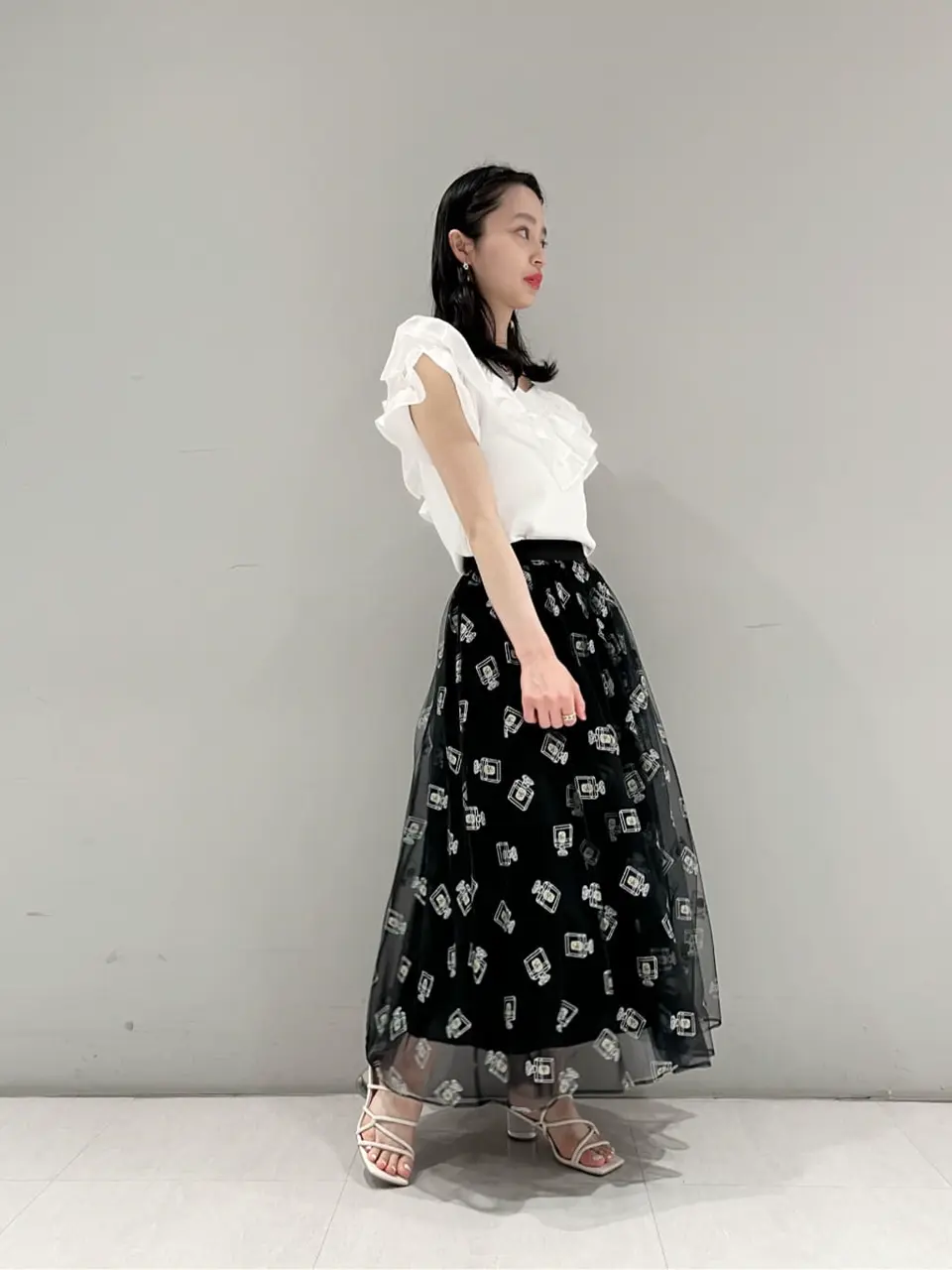 ORIGINATED IN GRACE CONTINENTAL yuri コーディネート画像