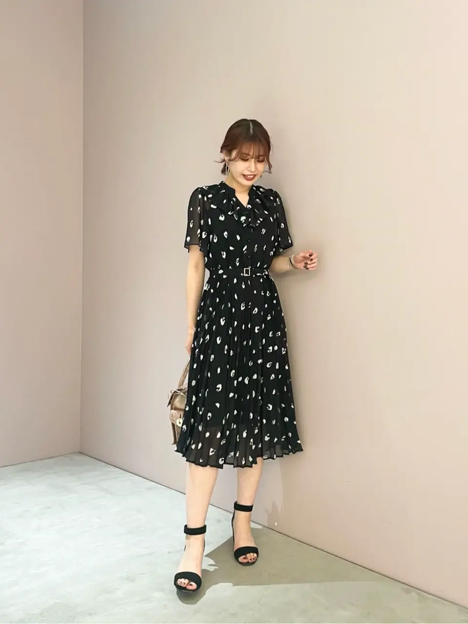 ORIGINATED IN GRACE CONTINENTAL Yuuki NOZAWA コーディネート画像