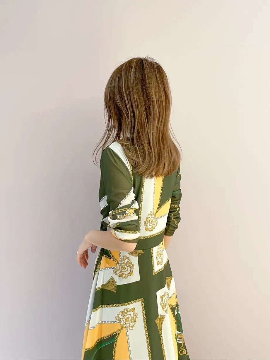 ORIGINATED IN GRACE CONTINENTAL yukimi yonee コーディネート画像