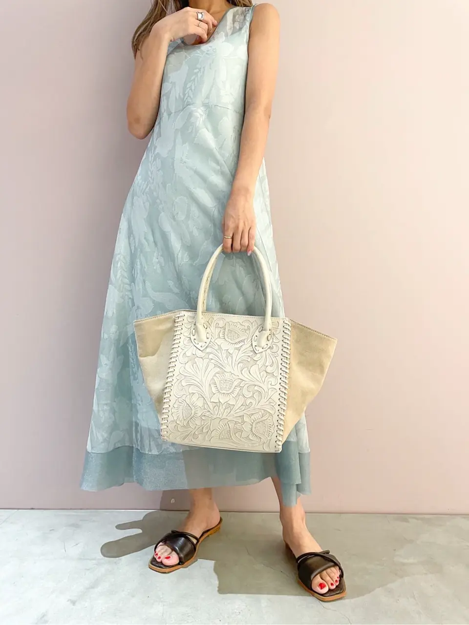 ORIGINATED IN GRACE CONTINENTAL yukimi yonee コーディネート画像