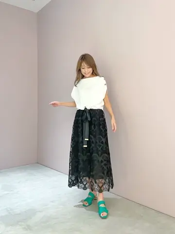 ORIGINATED IN GRACE CONTINENTAL yukimi yonee コーディネート画像