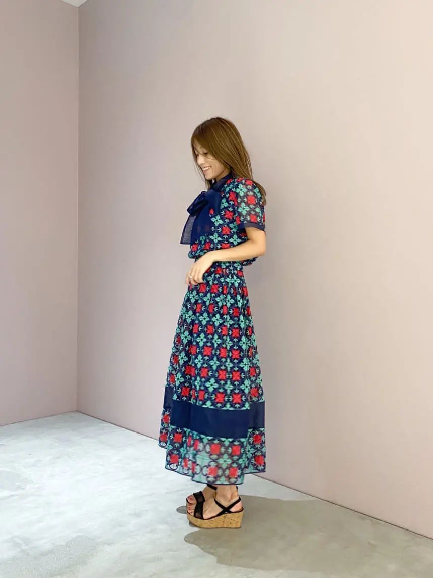 ORIGINATED IN GRACE CONTINENTAL yukimi yonee コーディネート画像