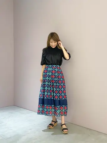 ORIGINATED IN GRACE CONTINENTAL yukimi yonee コーディネート画像