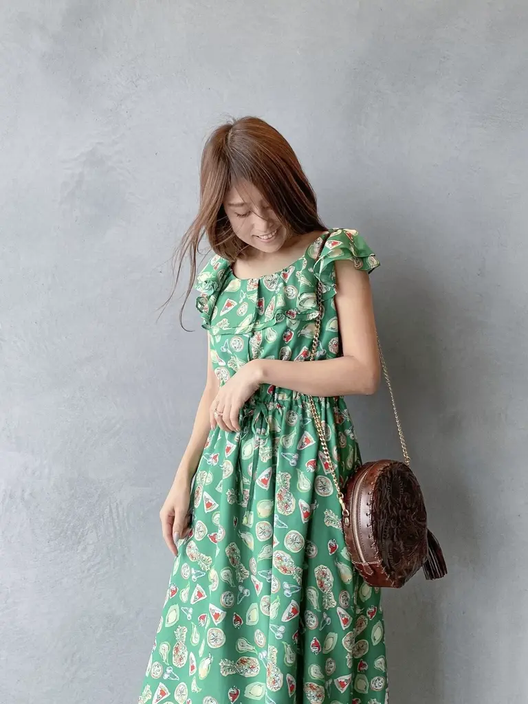 ORIGINATED IN GRACE CONTINENTAL yukimi yonee コーディネート画像