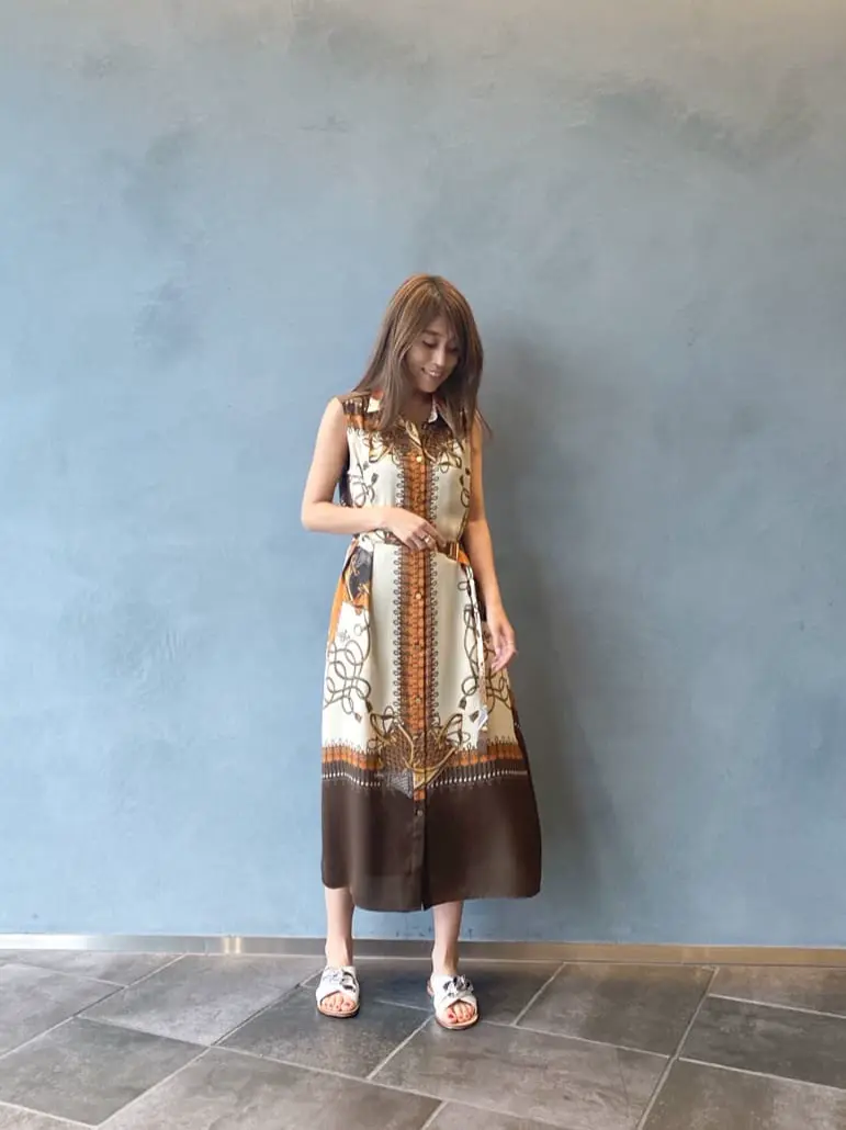 ORIGINATED IN GRACE CONTINENTAL yukimi yonee コーディネート画像