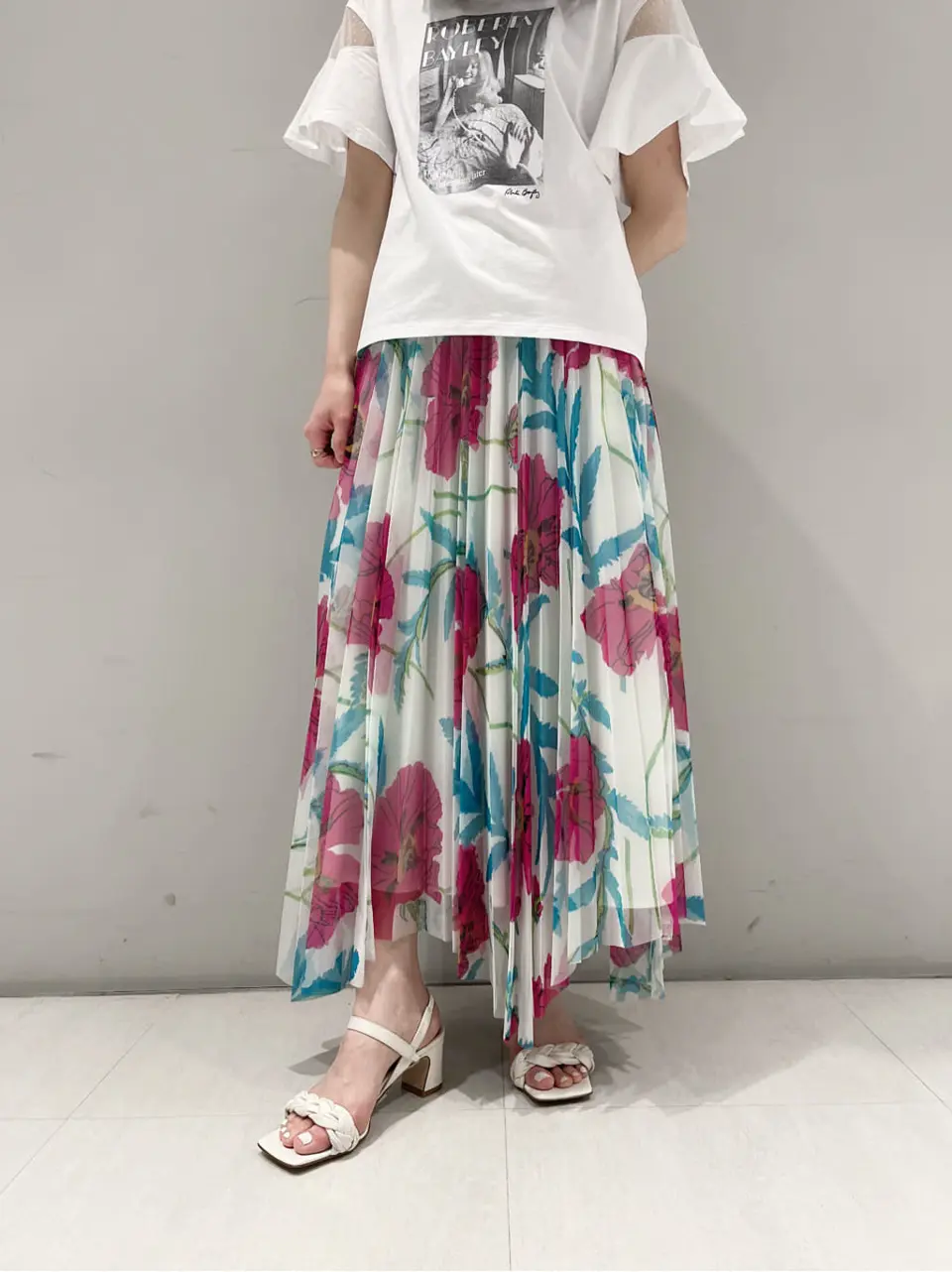 ORIGINATED IN GRACE CONTINENTAL yuri コーディネート画像