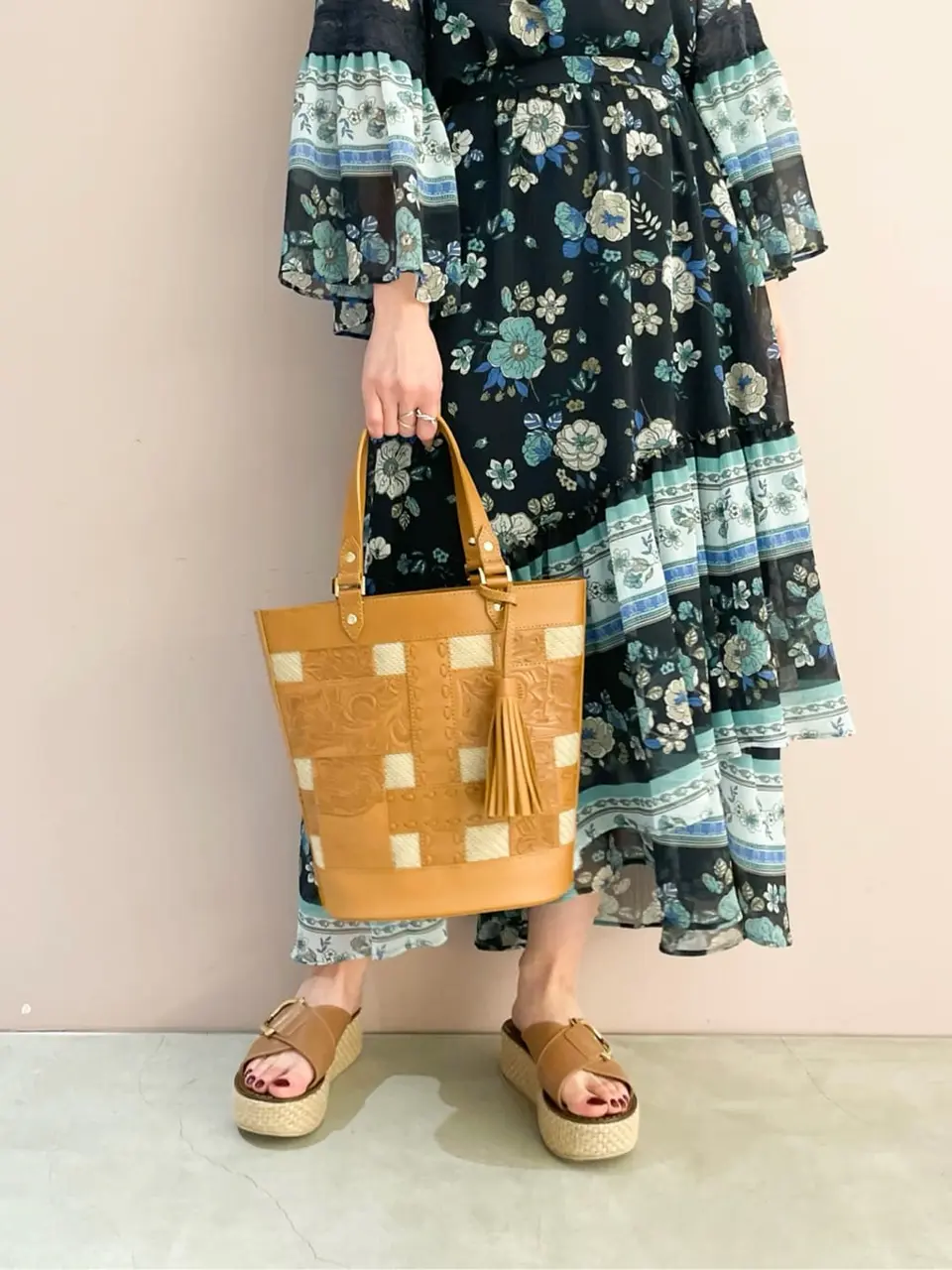 ORIGINATED IN GRACE CONTINENTAL Yuuki NOZAWA コーディネート画像