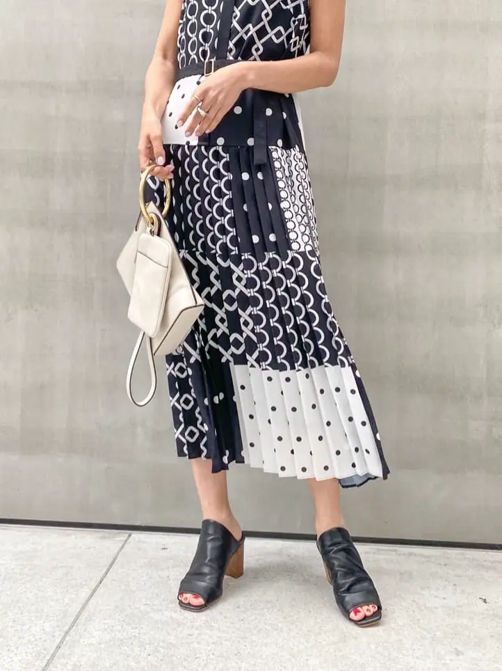 ORIGINATED IN GRACE CONTINENTAL yukimi yonee コーディネート画像