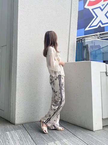 ORIGINATED IN GRACE CONTINENTAL yukimi yonee コーディネート画像